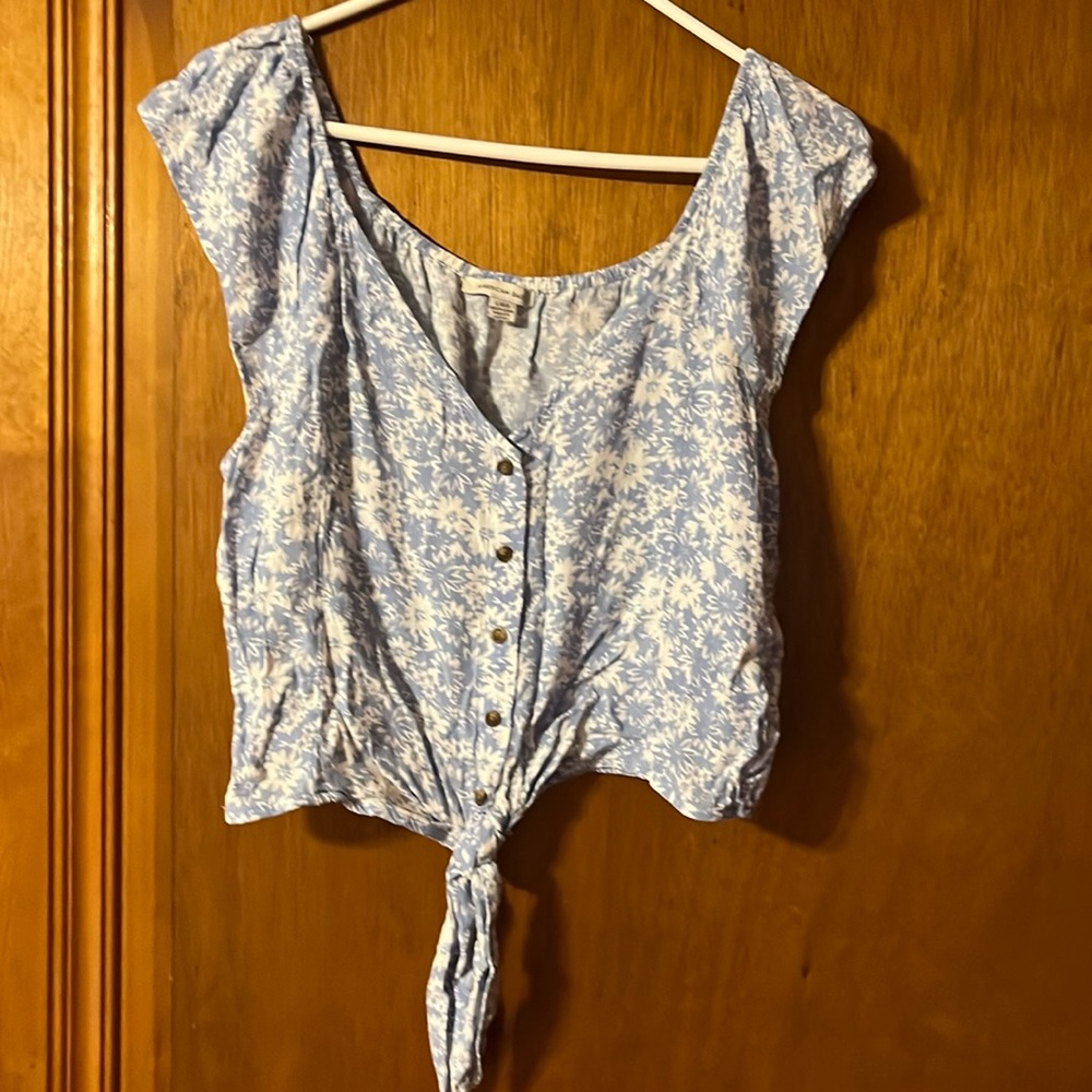 Women’s cropped top